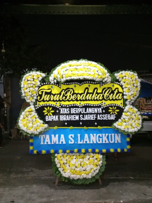 Papan Bunga Duka di Singosaren