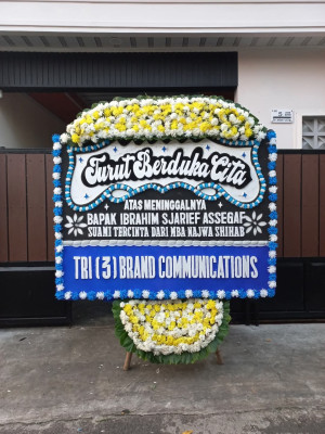 Papan Bunga Duka di Singosaren